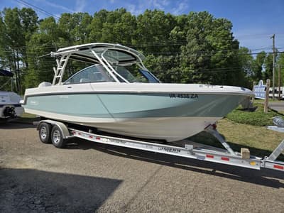 BOATZON | Boston Whaler 270 Vantage 2020