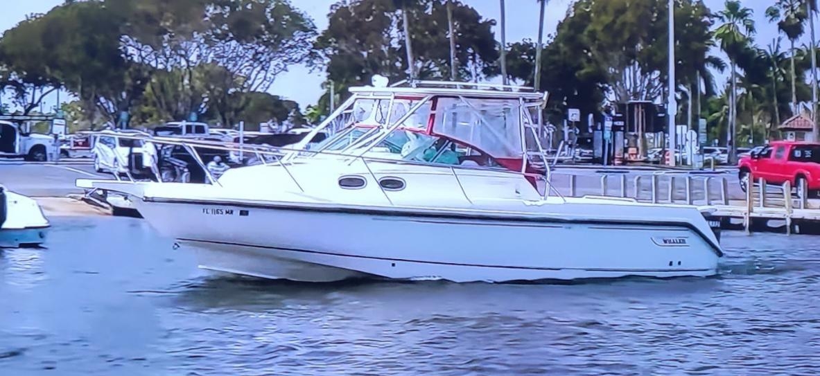 2000 Boston Whaler 28 Conquest - Sold Boat