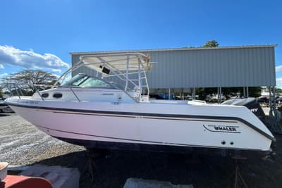 BOATZON | Boston Whaler 28 Conquest WA 2001