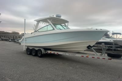 BOATZON | Boston Whaler 280 Vantage 2023