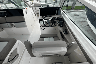 BOATZON | Boston Whaler 280 Vantage 2026