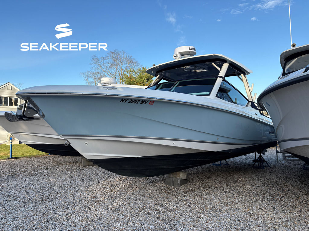 2024 Boston Whaler 280 Vantage w Seakeeper - Sold Boat