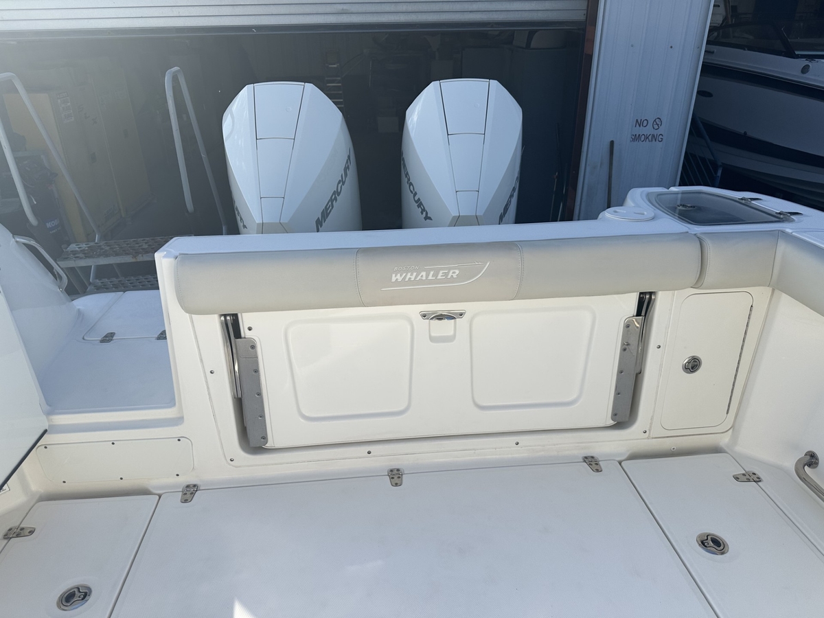 2021 Boston Whaler 285 CONQUEST - Sold Boat