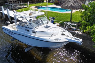 BOATZON | Boston Whaler 305 Conquest 2005