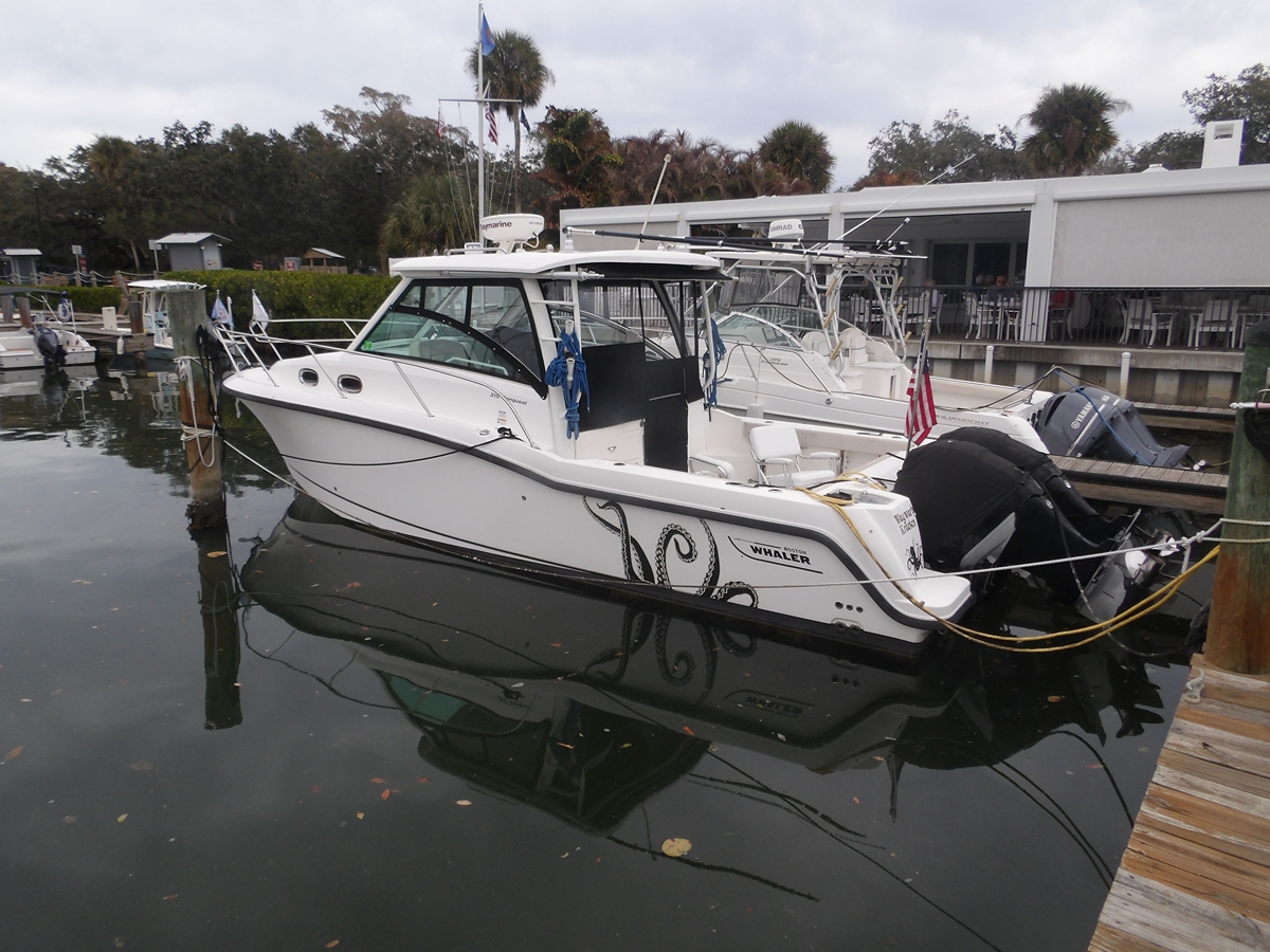 2015 Boston Whaler 315 Conquest - Sold Boat