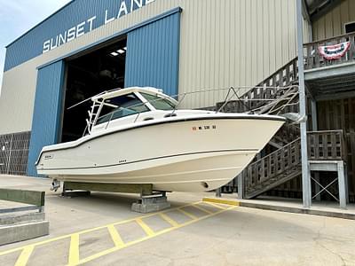 BOATZON | Boston Whaler 315 Conquest 2016