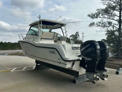 BOATZON | Boston Whaler 315 Conquest 2016