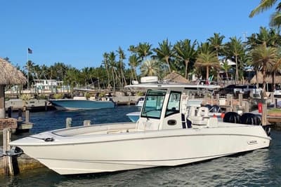 BOATZON | Boston Whaler 320 Outrage 2013