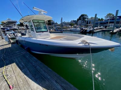 BOATZON | Boston Whaler 320 Outrage 2014