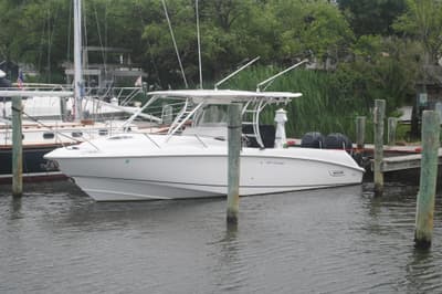 BOATZON | Boston Whaler 320 Outrage Cuddy Cabin 2006