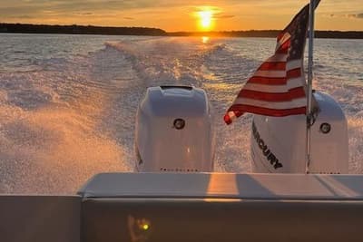 BOATZON | Boston Whaler 320 Outrage Cuddy Cabin 2006