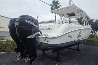 BOATZON | Boston Whaler 320 Outrage Cuddy Cabin 2006