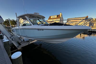 BOATZON | Boston Whaler 320 Vantage 2016