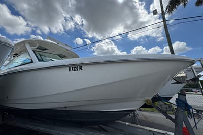 BOATZON | Boston Whaler 320 Vantage 2016 BOATZON | Boston Whaler 320 Vantage 2016