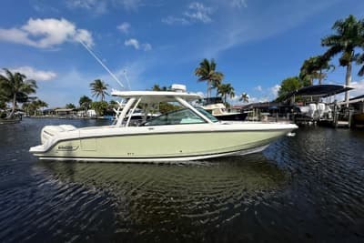 BOATZON | Boston Whaler 320 Vantage 2018