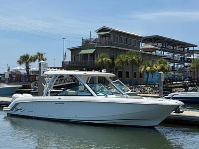 BOATZON | Boston Whaler 320 Vantage 2019