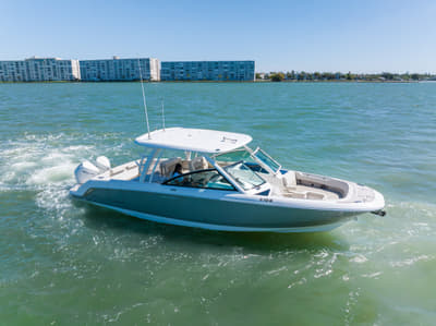 BOATZON | Boston Whaler 320 VANTAGE 2020