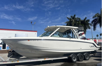 BOATZON | Boston Whaler 320 Vantage 2022