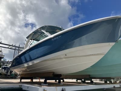 BOATZON | Boston Whaler 320 Vantage 2023 BOATZON | Boston Whaler 320 Vantage 2023