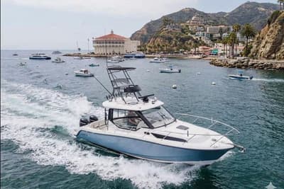 BOATZON | Boston Whaler 325 Conquest 2022