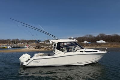 BOATZON | Boston Whaler 325 Conquest 2023