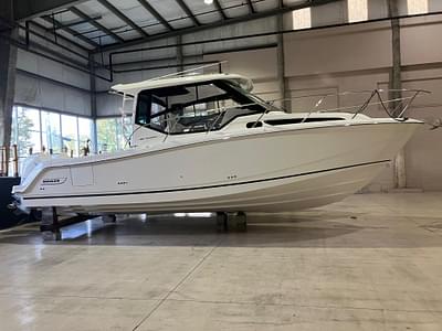BOATZON | Boston Whaler 325 Conquest 2025 BOATZON | Boston Whaler 325 Conquest 2025
