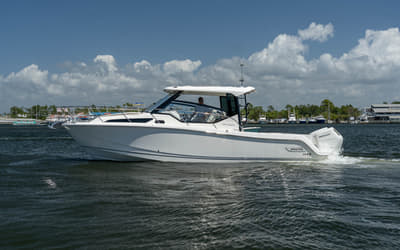 BOATZON | Boston Whaler 325 Conquest 2026