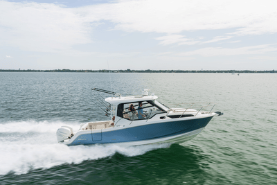 BOATZON | Boston Whaler 325 Conquest 2026