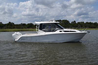 BOATZON | Boston Whaler 325 Conquest 2026