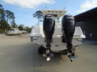 BOATZON | Boston Whaler 320 Outrage 2011 BOATZON | Boston Whaler 320 Outrage 2011
