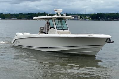 BOATZON | Boston Whaler 330 Outrage 2016