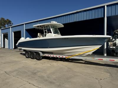 BOATZON | Boston Whaler 330 Outrage 2019 BOATZON | Boston Whaler 330 Outrage 2019