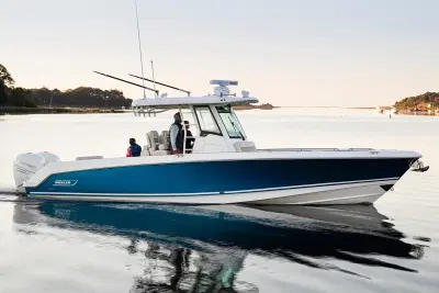 BOATZON | Boston Whaler 330 Outrage 2023 BOATZON | Boston Whaler 330 Outrage 2023