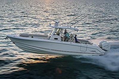 BOATZON | Boston Whaler 330 Outrage 2023