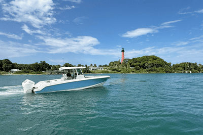 BOATZON | Boston Whaler 330 Outrage 2026