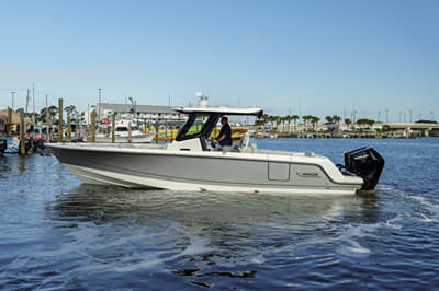 BOATZON | Boston Whaler 330 Outrage 2027