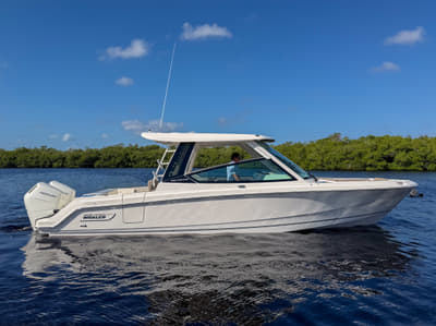BOATZON | Boston Whaler 330 Vantage 2027