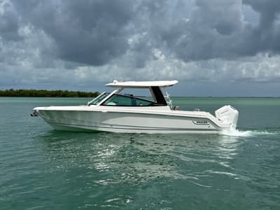 BOATZON | Boston Whaler 330 Vantage 2027