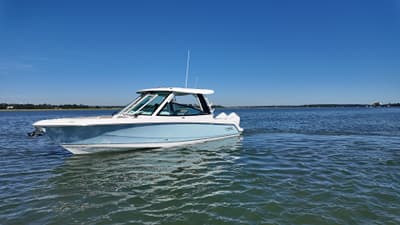 BOATZON | Boston Whaler 330 Vantage 2027