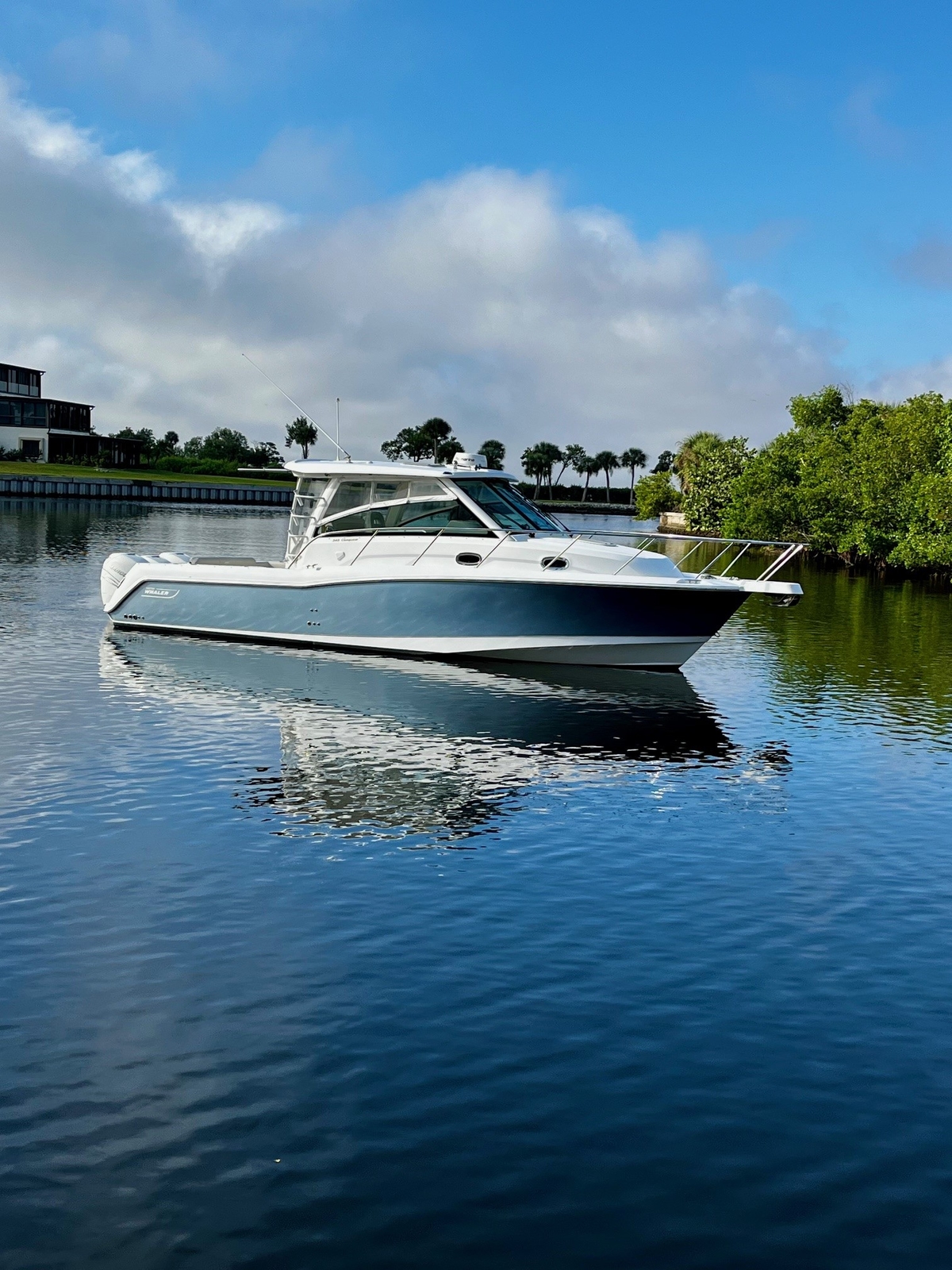 2016 Boston Whaler 345 CONQUEST - Sold Boat