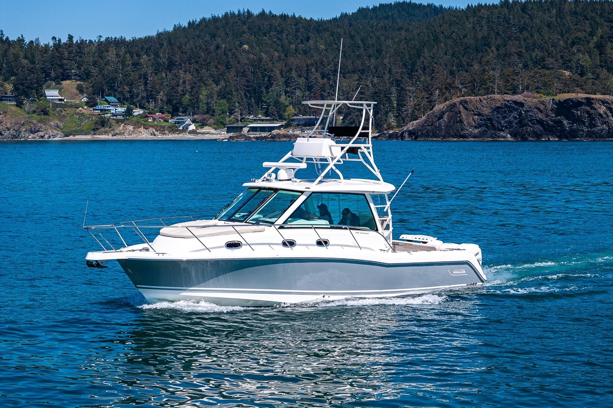 2019 Boston Whaler 345 Conquest - Sold Boat