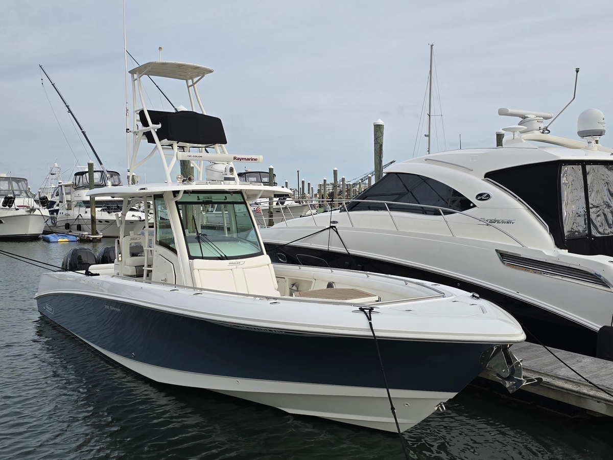 2015 Boston Whaler 350 Outrage - Sold Boat