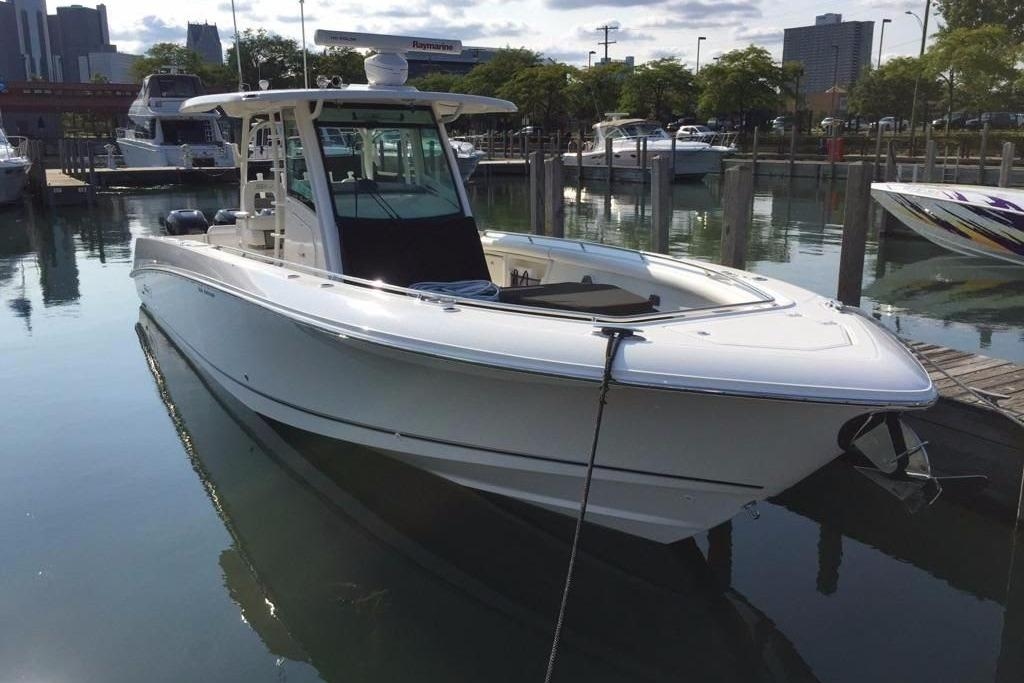 2016 Boston Whaler 350 Outrage - Sold Boat