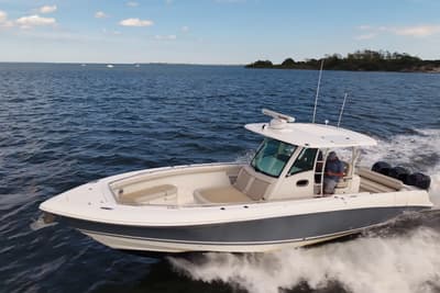 BOATZON | Boston Whaler 350 Outrage 2017