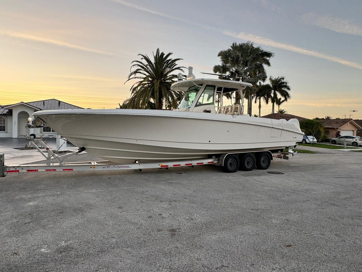2021 Boston Whaler 350 Outrage - Sold Boat
