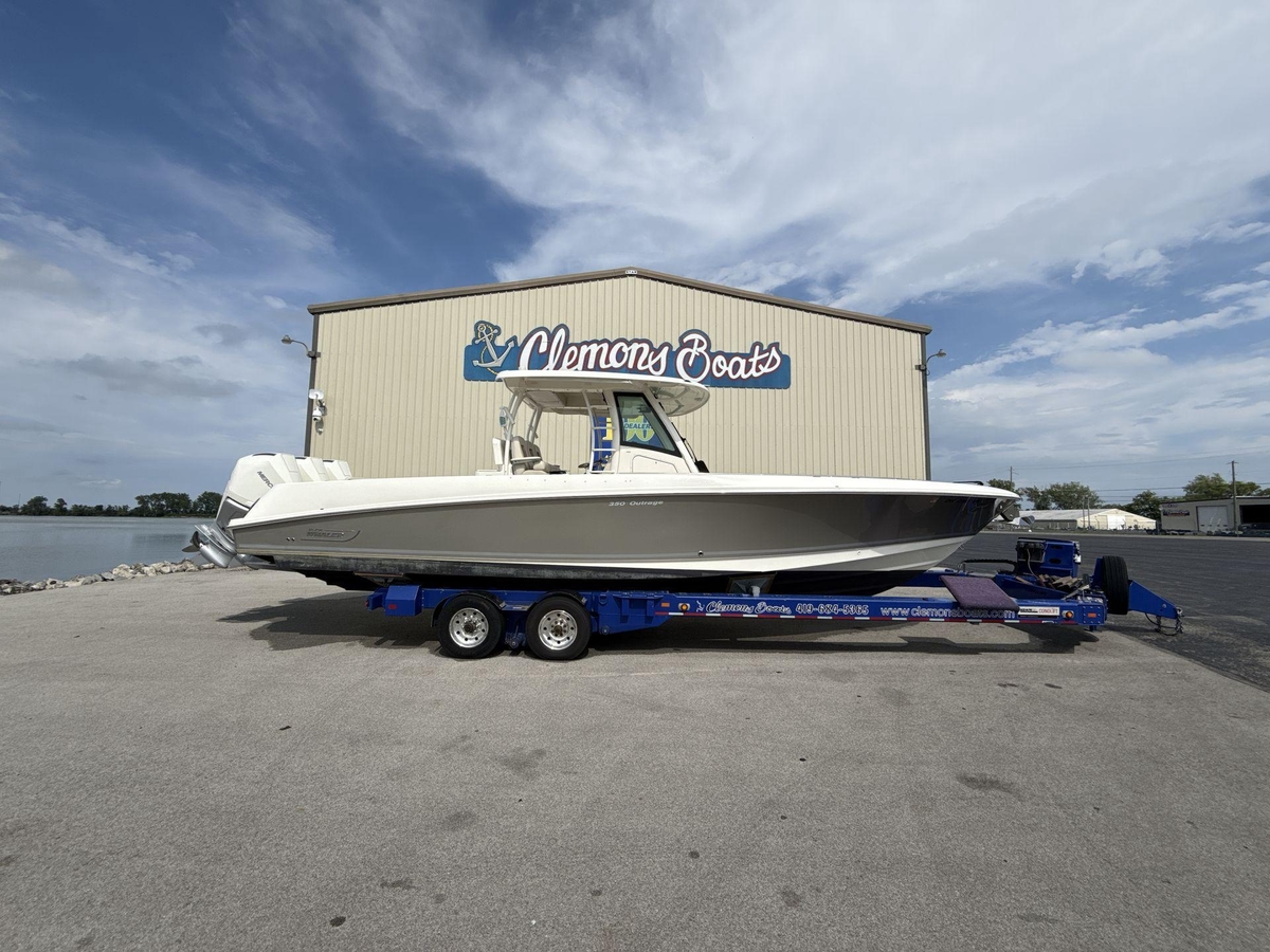 2021 Boston Whaler 350 Outrage - Sold Boat