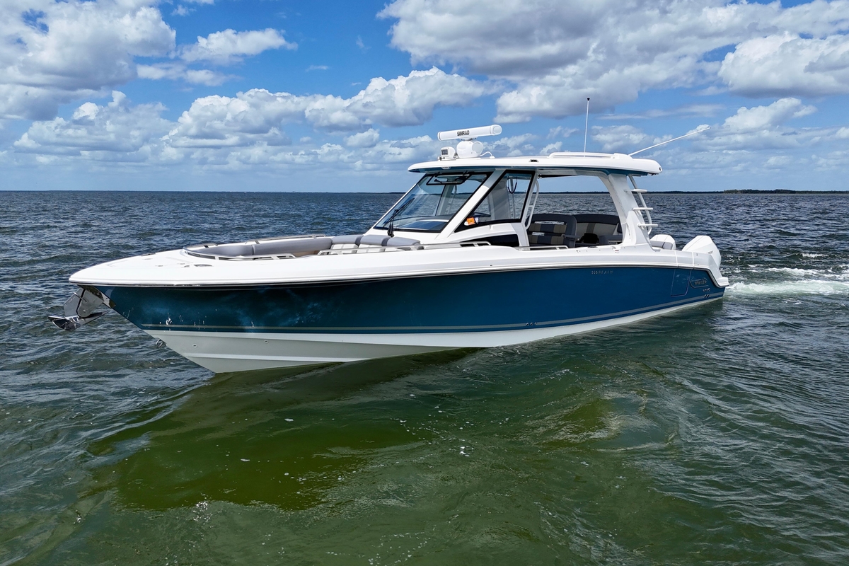 2025 Boston Whaler 350 Realm - Sold Boat