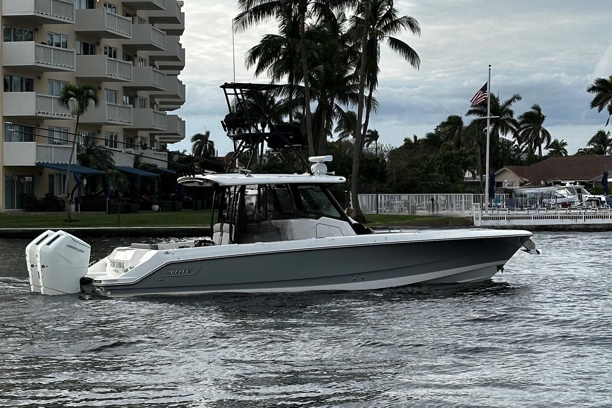 2023 Boston Whaler 360 Outrage - Sold Boat