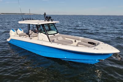 BOATZON | Boston Whaler 360 Outrage 2023