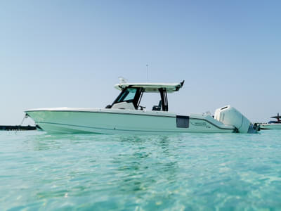 BOATZON | Boston Whaler 360 Outrage 2026 BOATZON | Boston Whaler 360 Outrage 2026